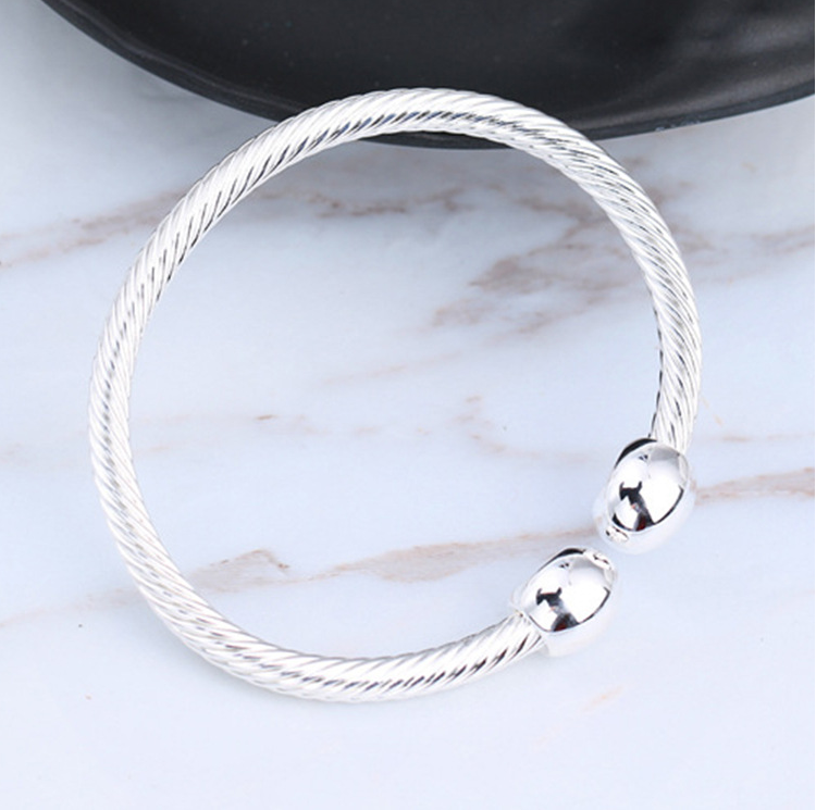 Magnetic Health Bracelet with Red Copper Design